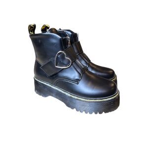 BLLenda Women's Combat Boots with Heart Buckle Tongue / Round Toe Platform Black